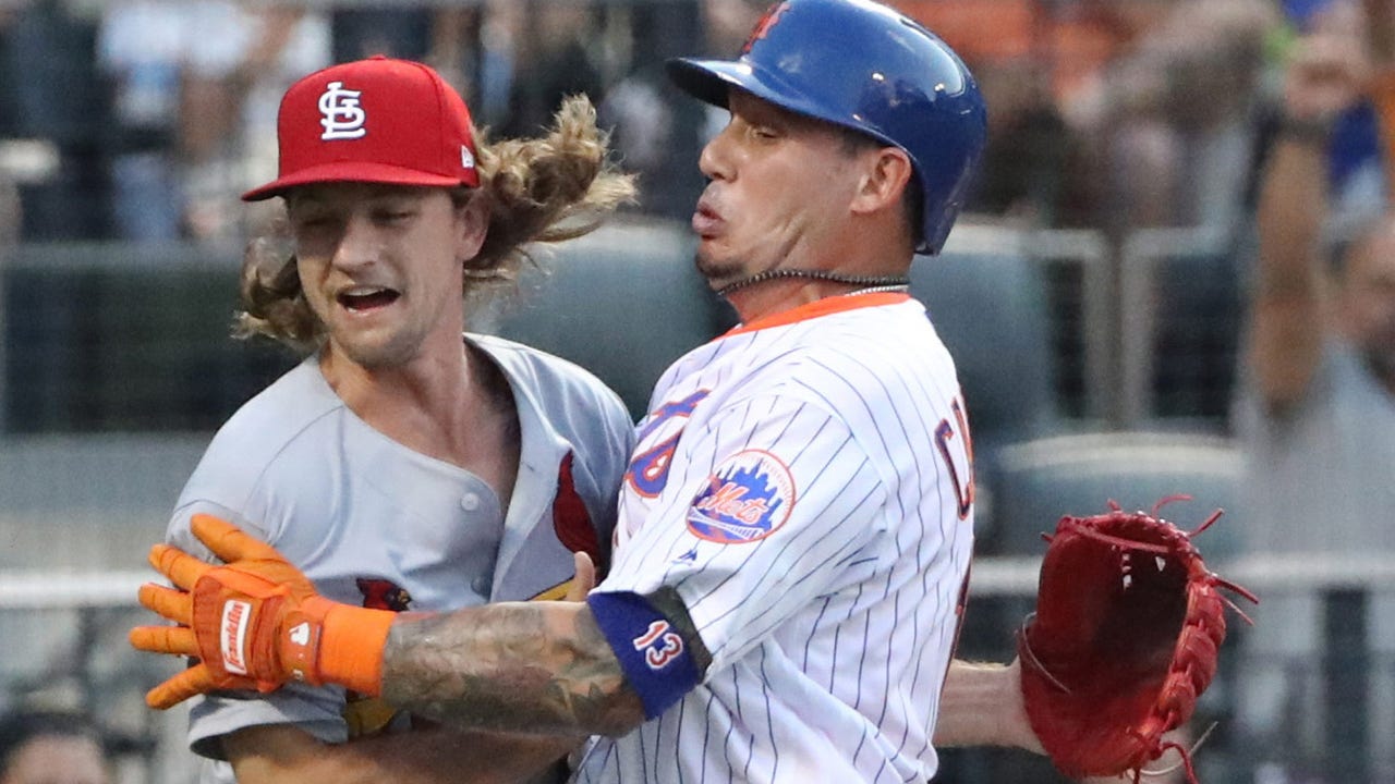 Leake rocked early and often in Cardinals' loss to Mets
